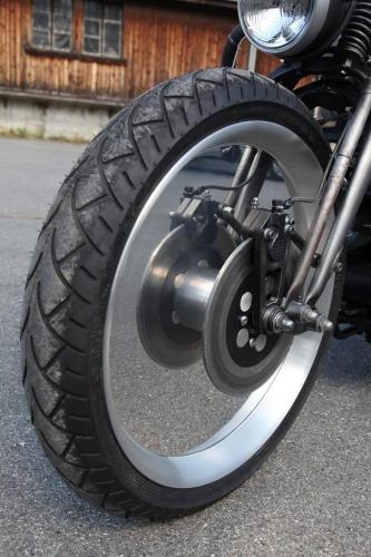 Bobber GentlemanRacer 033-682x1024