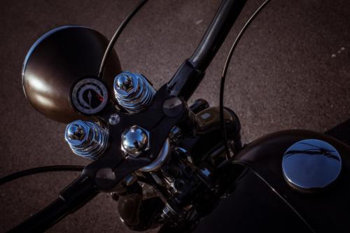 150410 Bobber Garage 1953 Panhead